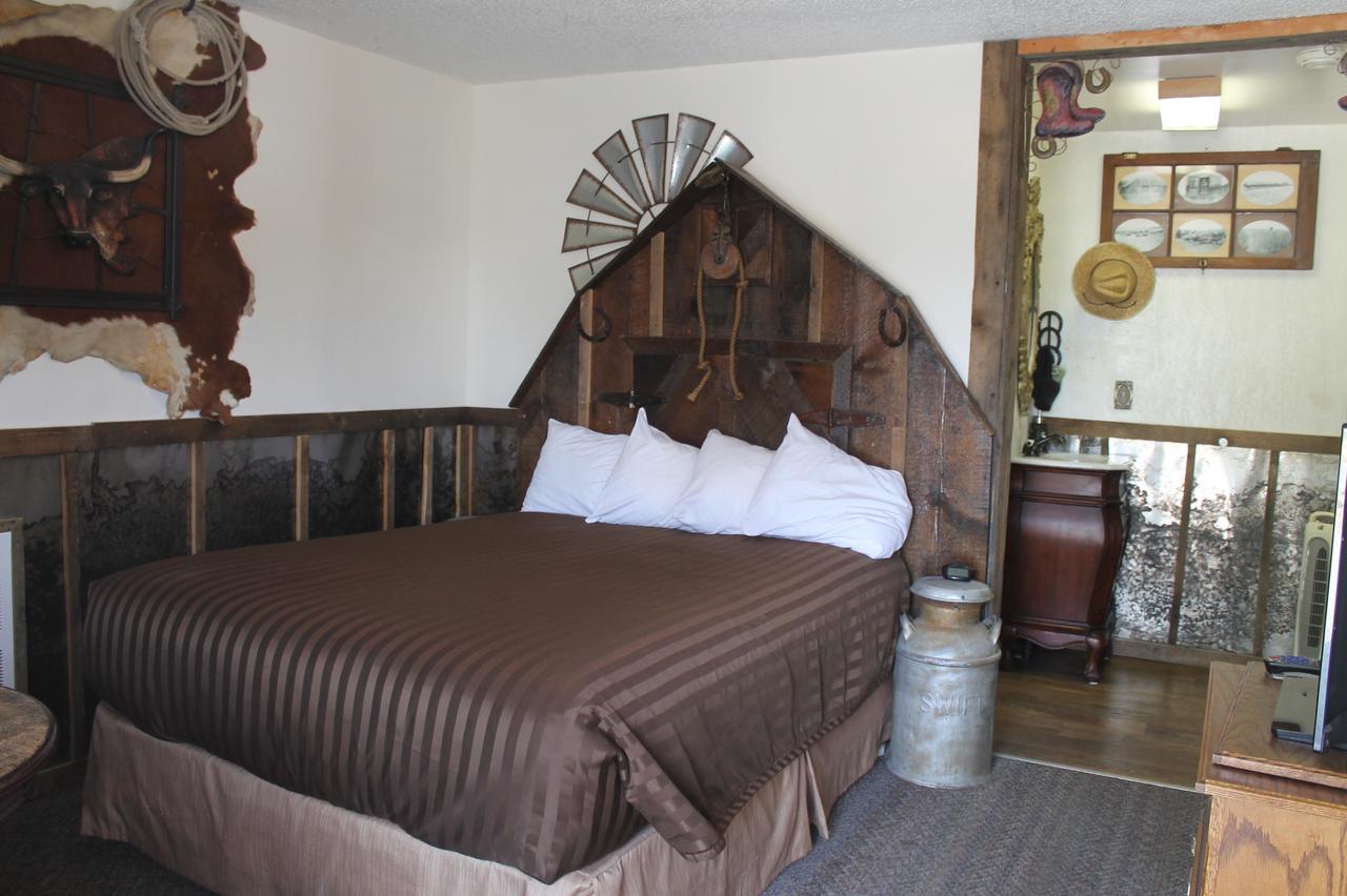 Black Bear Motel Davenport Eksteriør billede