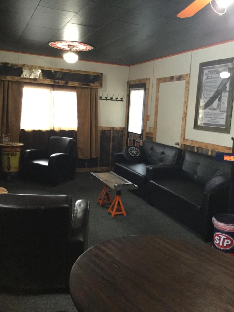 Black Bear Motel Davenport Eksteriør billede