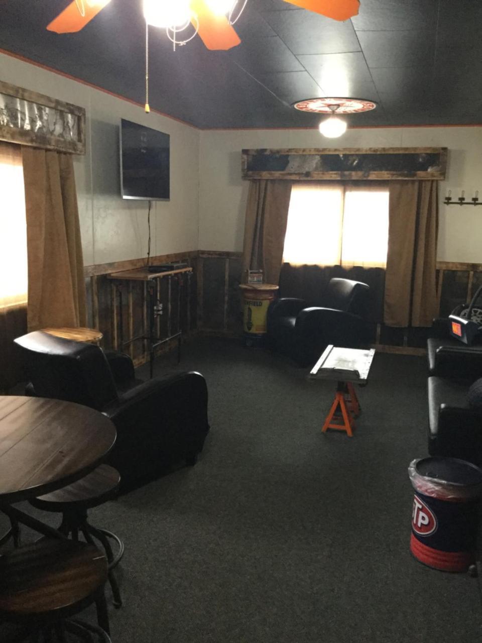 Black Bear Motel Davenport Eksteriør billede