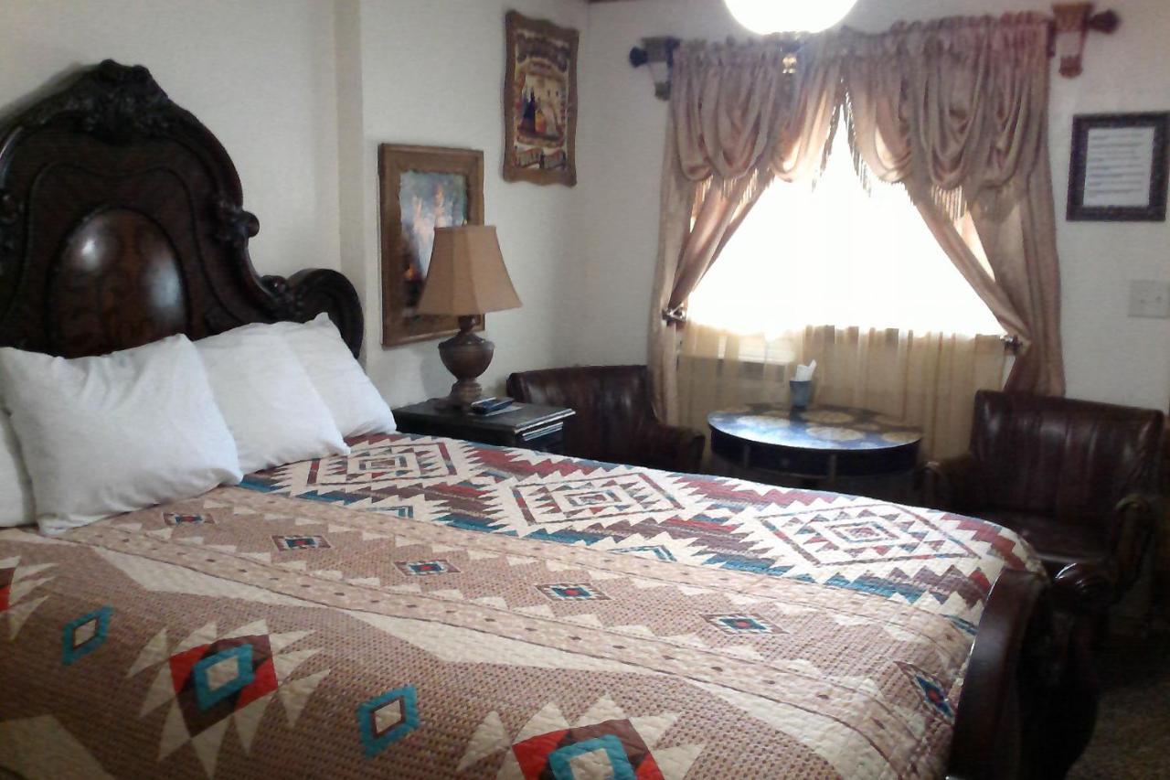 Black Bear Motel Davenport Eksteriør billede